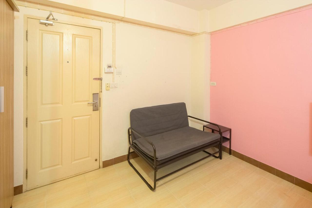 Gems Park Don Mueang Airport And Bts Hotell Bangkok Exteriör bild
