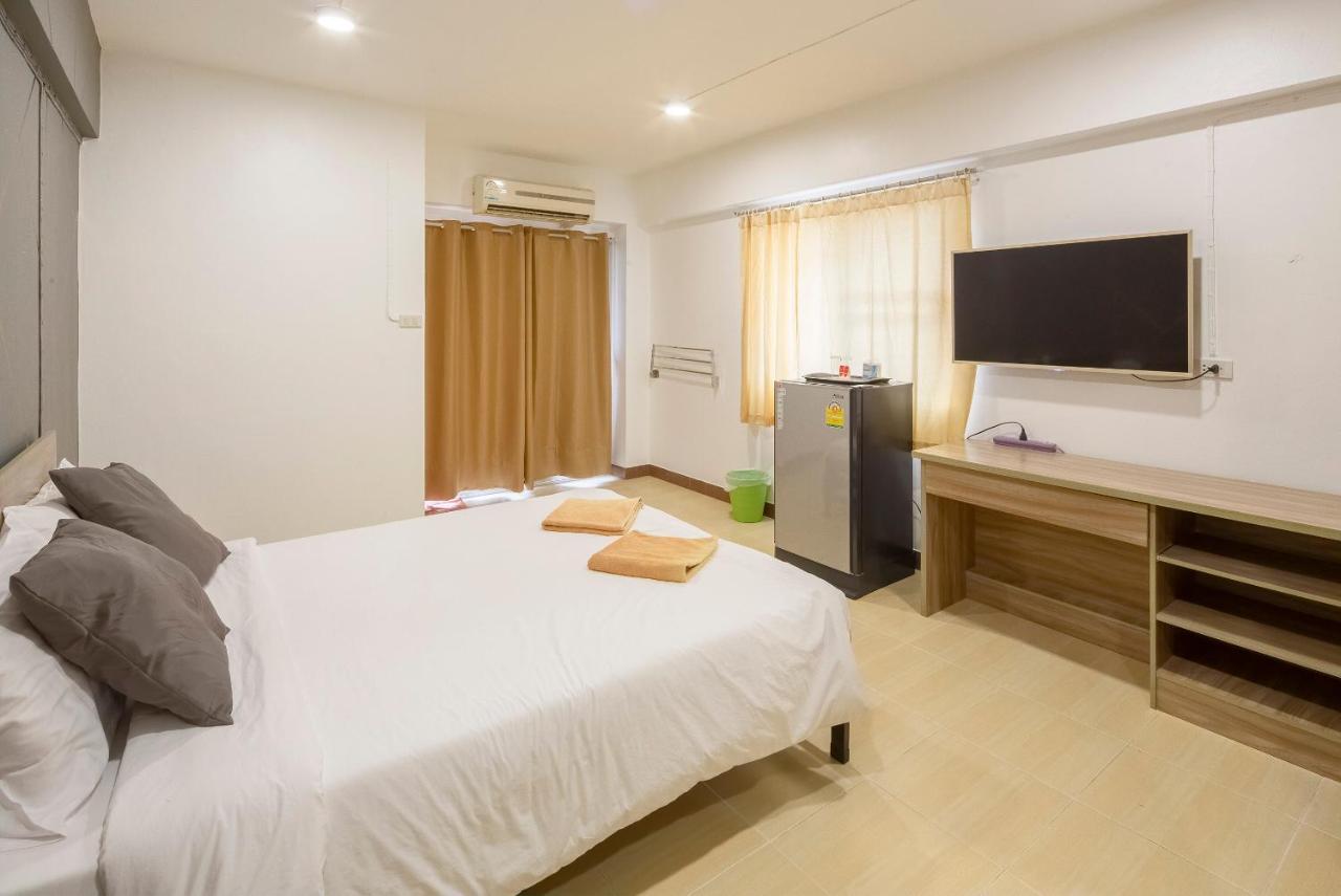 Gems Park Don Mueang Airport And Bts Hotell Bangkok Exteriör bild