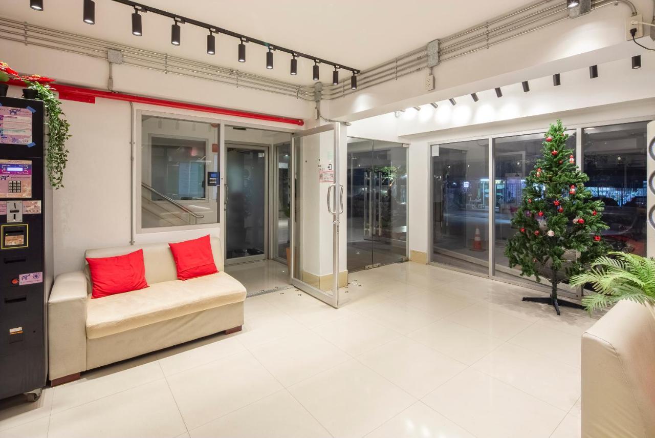 Gems Park Don Mueang Airport And Bts Hotell Bangkok Exteriör bild
