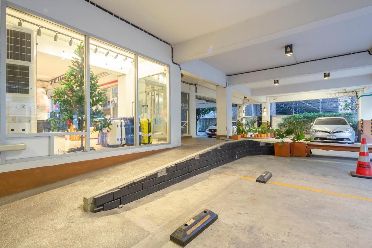 Gems Park Don Mueang Airport And Bts Hotell Bangkok Exteriör bild